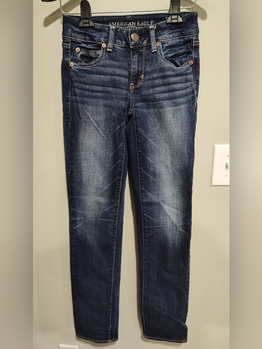American Eagle Straight Super Stretch Blue Jeans Women’s Size 0 Long, Dark Wash